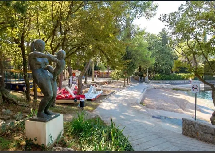 Dragas アパート *